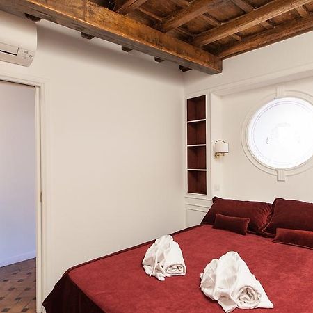 Rental In Rome - Scala Suite Екстериор снимка
