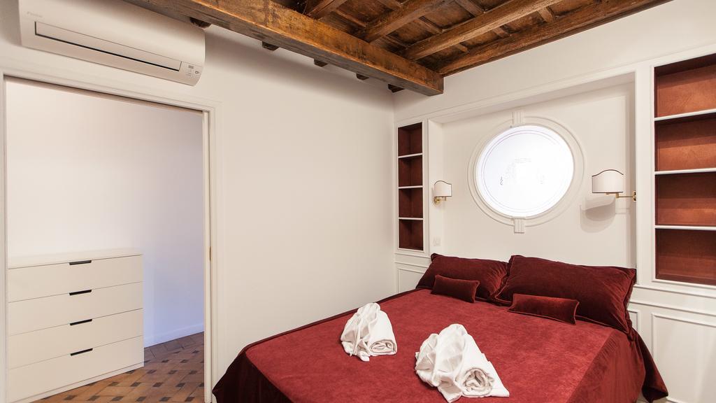 Rental In Rome - Scala Suite Екстериор снимка