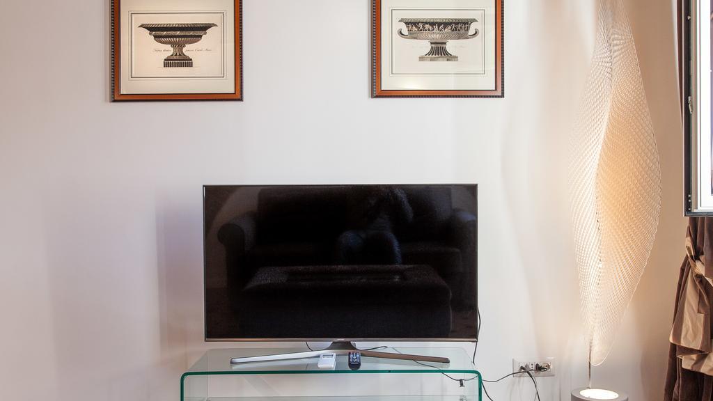 Rental In Rome - Scala Suite Екстериор снимка